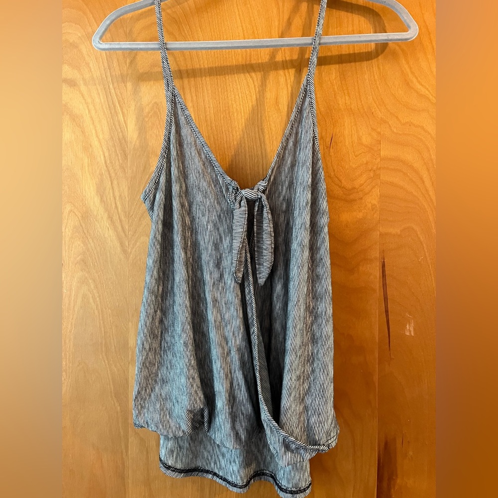 NU Label tank